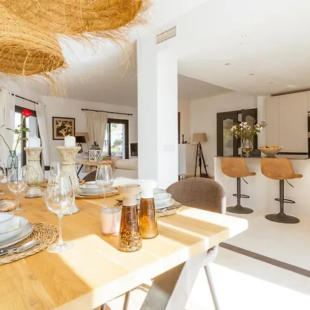 Rosario * マルベーリャ