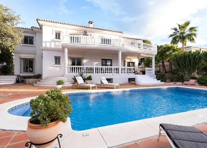 Rosario Villa *